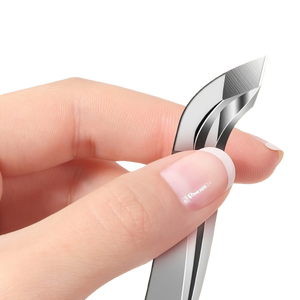 Mini coupe-cuticules 15 mm à mâchoires biseautées et large ouverture pour un nettoyage en douceur des cuticules, lame courbée, pointe arrondie, outil durable pour les ongles - Product Image 4