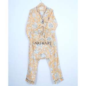 ชุดนอนผ้าฝ้ายลายดอกไม้ดีไซน์ใหม่ขายดีสำหรับฤดูร้อนสำหรับผู้หญิง มีหลายขนาดให้เลือกจากอินเดีย - Product Image 5