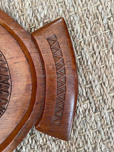 Bandeja de Madera Personalizada para Servir, un Toque de Fantasía, Elegante Bandeja de Madera para Servir - Product Image 5