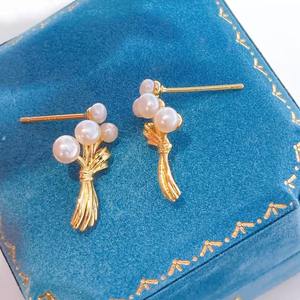 Pendientes de Perlas de Agua Dulce Vintage con Agujas de Plata, Estilo Pastoral Fresco, Joyería Duradera y Atemporal - Product Image 5