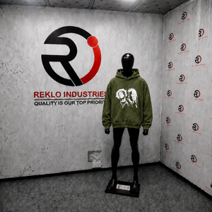 Sweat à capuche graphique oversize Olive, style streetwear délavé vintage, avec imprimé portrait artistique, en molleton de coton épais - Product Image 3