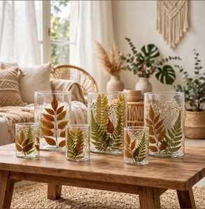Portavelas de Cristal Redondo Pequeño de Lujo con Patrón en Relieve de Hojas Doradas, Resistente al Calor, Hecho a Mano, Duradero, Decoración para el Hogar - Product Image 1