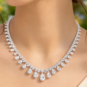 Collier en moissanite taille poire, plaqué or blanc 14 carats, bijoux de fiançailles pour femme - Product Image 1