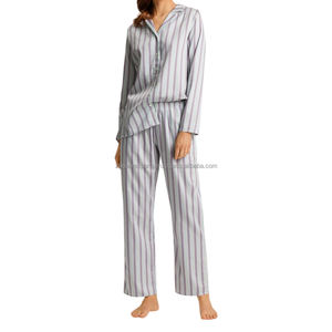 Conjunto de ropa de dormir tejida de lujo con estampado de seda 100% para mujer, ropa de dormir cómoda informal elegante para todas las estaciones, suministro ODM - Product Image 1