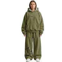 Ensemble survêtement personnalisé pour femme, coupe oversize, épais, avec logo en strass, épaules tombantes et doublure contrastante, idéal pour l'hiver