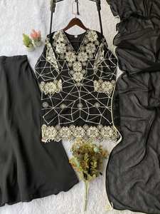 Listo para la temporada de bodas: Top elástico de secado rápido con bordado de lentejuelas, pantalón palazzo y dupatta. - Product Image 3