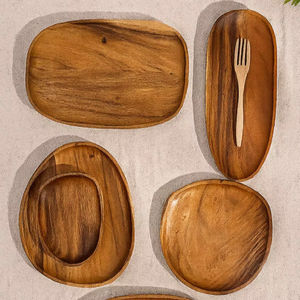 Assiette à dîner en bois massif faite à la main, plateau de service rustique pour la cuisine - Product Image 1