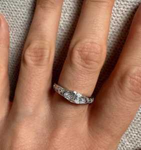 แหวนหมั้นเพชรทรงมาร์คีส์เพาะเลี้ยงในห้องปฏิบัติการ ทองคำแท้ 14K รับรองโดย IGI ดีไซน์เรียบหรู ของขวัญสำหรับวันครบรอบแต่งงาน - Product Image 2