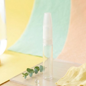 กาวติดเล็บยูวี [K-ESSENTIALS] 2 กรัม สูตรเฉพาะ รับผลิตแบรนด์ส่วนตัว OEM/ODM สำหรับติดเล็บปลอม - Product Image 1