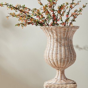 Jarrón de ratán tejido con base, estilo vintage bohemio, decoración para el hogar, tendencia actual, florero de suelo, florero de mesa, hecho en Vietnam. - Product Image 2