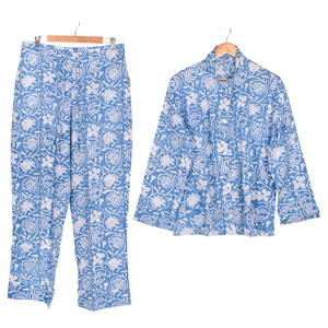 ชุดนอนผ้าฝ้ายทอลายดอกไม้สีฟ้าขาว ชุดลำลองเอวผูกเชือก ชุดนอนขายาว - Product Image 4
