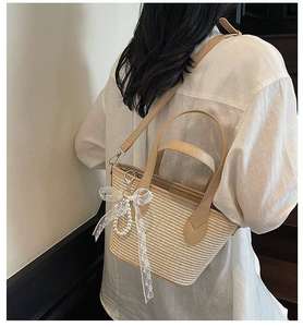 Nouveau sac à bandoulière polyvalent en paille tressée vintage pour femme avec fermeture éclair, idéal pour le quotidien - Product Image 1