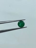 Pierre précieuse émeraude verte de haute qualité 4,80 mm 0,40 ct, sertie à griffes sur chaîne torsadée, pierre libre pour la fabrication de bijoux