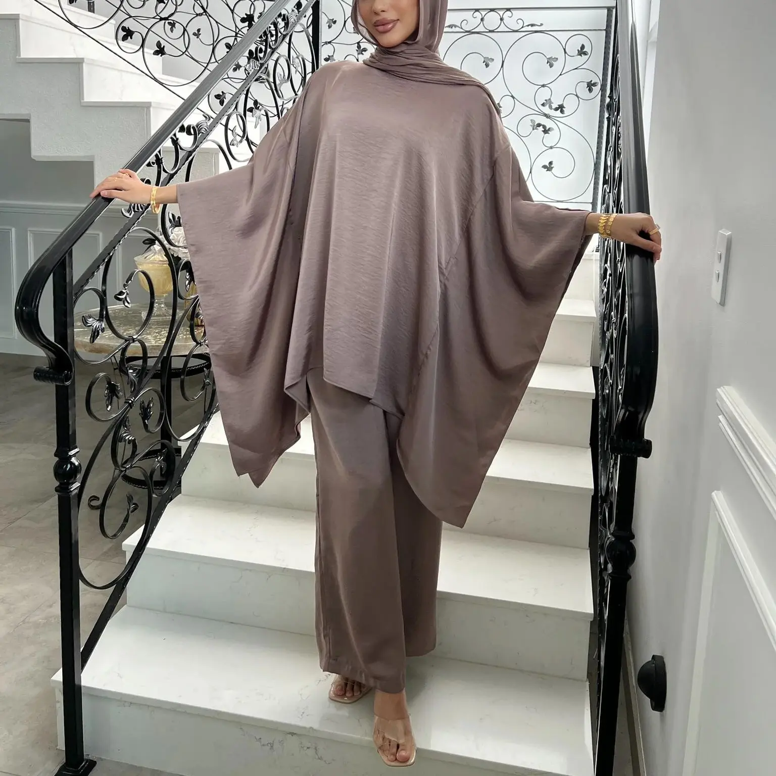 Kaftan Dubai muslimische Modekleidung Sets Damen zweiteiliger Anzug islamisch elegantes Mädchen langärmelige Kleidung Sets