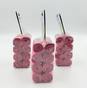 Conception personnalisable 8 rouleaux de sacs à crottes de chien compostables roses Sacs en plastique écologiques de Taiwan Concevez vos propres sacs à crottes de chien - Product Image 5