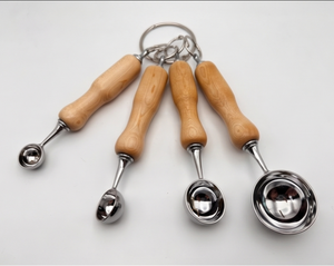 Juego de cucharas medidoras artesanales con mango de madera, de acero inoxidable, ecológicas, herramientas de cocina perfectas para cocinar y hornear - Product Image 1