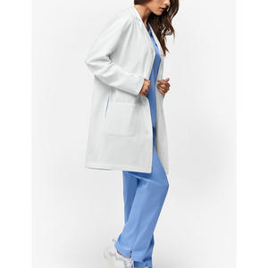 Blouse de laboratoire blanche personnalisée à manches longues, uniforme médical haut de gamme avec poches spacieuses, unisexe, tissée, pour hôpital et laboratoire - Product Image 3