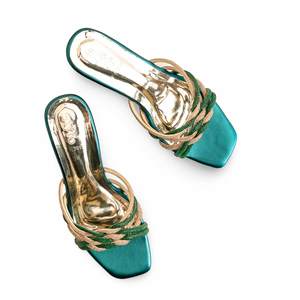 Pantoufles de sport fantaisie vertes pour femme FN7915 - Product Image 1