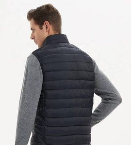 Gilet matelassé d'hiver personnalisé pour homme, veste sans manches chaude et légère, manteau matelassé pour homme - Product Image 6