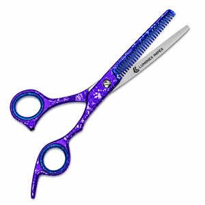 Navaja de Afeitar Recta Vintage Luminex Impex con Mango de Concha de Abulón y Acero al Carbono, Lista para Usar en Barberías y Salones - Product Image 3