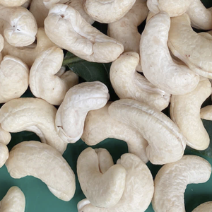 Offre Spéciale : Noix de cajou brutes WW180, WW240, WW320, LP – Prix des noix de cajou au Vietnam – Emballage personnalisé disponible - Product Image 1