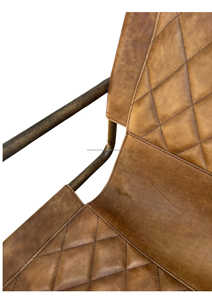 Silla de Comedor de Cuero con Diseño Ergonómico, Estructura de Madera Resistente y Tapicería Premium, Ideal para Comedor Moderno - Product Image 5