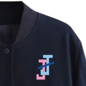 เสื้อแจ็คเก็ตบอมเบอร์ครอปสำหรับผู้หญิง แขนยาว ซิปหน้า เสื้อโค้ทสั้น ปลายแขนจั๊มพ์ น้ำหนักเบา สไตล์ลำลอง สตรีทแวร์ แฟชั่น เสื้อคลุมตัวนอก แบบสั่งทำ - Product Image 4