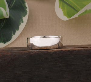 Bague simple en argent sterling 925 de haute qualité, bague de mariage pour femme, bijoux fins minimalistes pour fête, vente en gros - Product Image 1