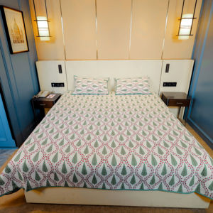 AYAANA - Juego de 3 Colchonetas Plegables de Lujo de Algodón/Lino, Duraderas para Todas las Estaciones, 2.0m con Fundas de Almohada, Reversibles - Product Image 1