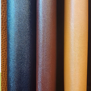 Cuir synthétique texturé imprimé Illustrious Scutate pour la confection de sacs à main, ceintures, chaussures de luxe et projets de maroquinerie DIY – Un chef-d'œuvre - Product Image 2