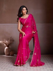 Collection de saris d'hiver élégants en soie et mousseline, ornés de pierres, avec blouse de designer à broderies Butta, tenue de soirée indienne moderne - Product Image 5