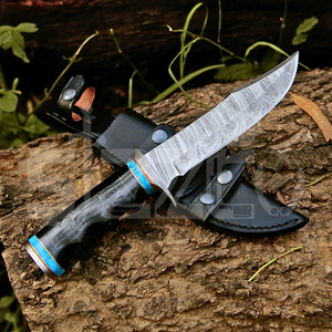 Couteau de chasse Bowie en acier Damas fait main sur mesure OEM, manche en corne de taureau, lame fixe, couteau de camping et d'extérieur EDC avec étui en cuir - Product Image 4