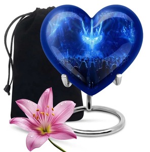 Urna Funeraria en Forma de Corazón con Diseño de Cardenal y Flores, Recuerdo Conmemorativo para Adultos, Urna Decorativa Personalizable - Product Image 3