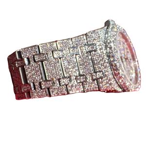 Reloj de Lujo con Movimiento de Cuarzo, Diamantes Moissanite VVS, Acero Inoxidable, Estilo Antiguo, Hip-Hop, Resistente al Agua, con Números Romanos - Product Image 1