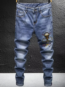 Pantalones vaqueros desgastados de moda para hombre, lavado claro, estilo Kot Denim, con bordados, estilo cargo. - Product Image 4
