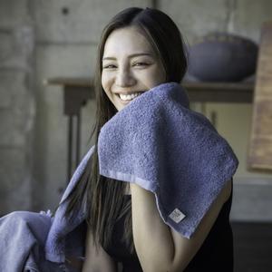 Toalla Senpatsu para el cuidado del cabello, tamaño mediano-largo, 330 * 900 mm, hecha en Japón, 100% algodón, toallas para secar el cabello, 4 colores, tejido esponjoso. - Product Image 4