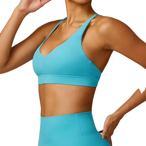 Conjunto de Yoga de 2 Piezas para Mujer, Ropa Deportiva para Gimnasio, Secado Rápido, Alta Calidad, Moderno y Sin Costuras - Product Image 3