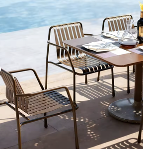 Silla de Comedor Plegable de Aluminio para Exteriores, Diseño Moderno, Ligero, Portátil, Resistente al Agua, Fabricación OEM/ODM en Vietnam - Product Image 1