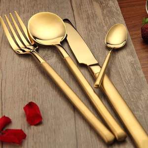 Collection de couverts de luxe futuristes, créée pour des intérieurs audacieux, une identité de restauration moderne et une mise en scène de table haut de gamme. - Product Image 3