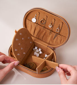 Boîte de rangement pour bijoux de voyage personnalisée, portable, à double couche, en velours doux, de forme ovale simple, étui cadeau pour accessoires - Product Image 2