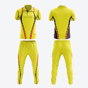 Ensemble uniforme de cricket personnalisé avec nom de marque, 100 % polyester et coton respirant, polo à manches courtes et pantalon de jogging, écologique - Product Image 1
