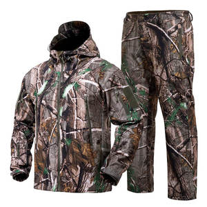 Traje de Caza Táctico Impermeable de Softshell con Camuflaje, Chaqueta y Pantalones con Diseño de Árboles, Resistentes al Viento, para Senderismo y Pesca, con Forro Polar - Product Image 1