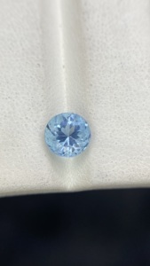 Pierre précieuse naturelle certifiée de 7 mm, couleur aigue-marine de qualité supérieure, taille ronde, avec un bel éclat, pierre brute de 1,33 carat - Product Image 4