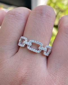 Anillo de Compromiso con Cadena Entrelazada, Diamante Cultivado en Laboratorio de Corte Redondo, Oro Blanco de 14k, Regalos de Aniversario de Bodas E/VS - Product Image 5