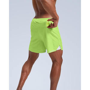 Shorts de sport décontractés pour hommes, en tissu éponge, séchage rapide, ourlet fendu, taille haute élastique, respirant, avec poches pratiques, brodé - Product Image 2