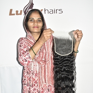 100% Wholesale Price Machine Double Weft Closure Curly Raw Unprocessed Hair No Chemical Processed Malaysian Human Hair Extension - Product Image 3