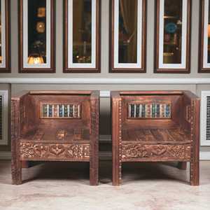 CHAISE EN TECK VIEILLI - Chaise de luxe personnalisée en bois massif de teck, qualité supérieure, décoration vintage à combiner - MOQ 1 conteneur seulement - Product Image 1