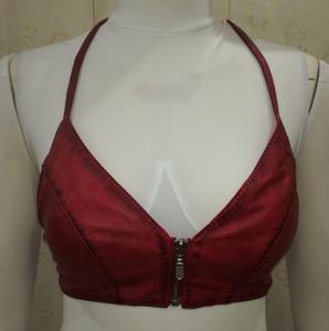 Top tipo bralette de cuero rojo similar a opciones personalizadas producidas por Black Halter Top, hecho de un material texturizado. - Product Image 2