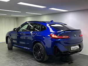 BMW X4 M Competition Sedán, Interior en Cuero Oscuro, Asientos Eléctricos, Techo Panorámico, Volante a la Izquierda, Pantalla Táctil - Product Image 6