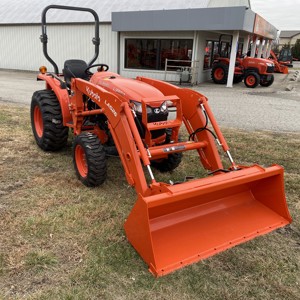 Tractores Agrícolas Compactos y Potentes Kubota L3902 Usados de 37.5HP, de Alta Eficiencia y Durabilidad - Product Image 2